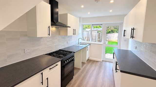 13, Hornchurch photo 4