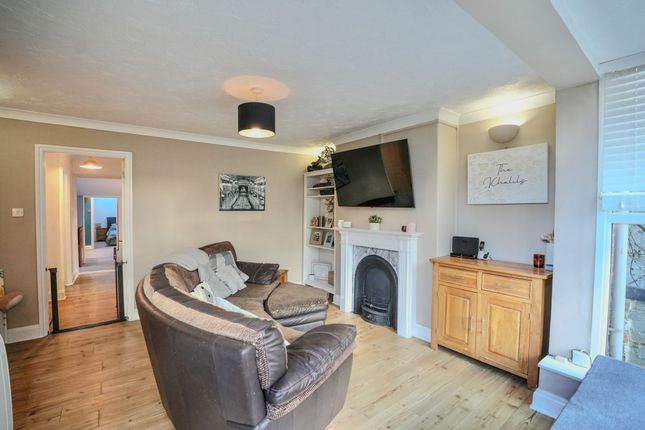 6 Louden Road, Cromer photo 4