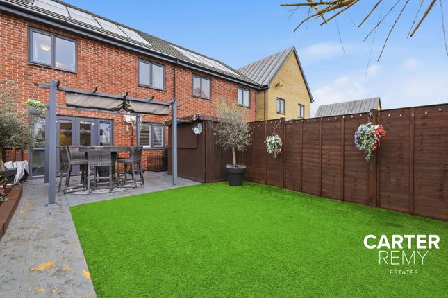 8, Carrowmore close, Grays photo 4