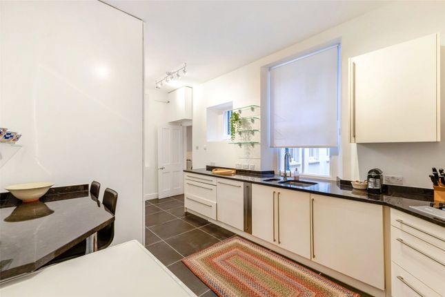 Coleherne Court, London photo 4