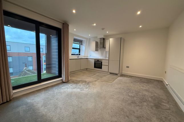 16, Parkgate House, Camberley photo 2