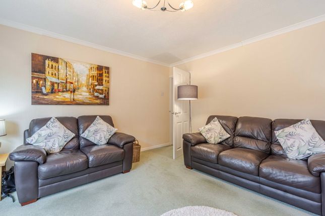 5, Tuckwell Close, Southam photo 4