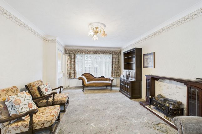 Alderton Second Avenue, Stanford-Le-Hope photo 2