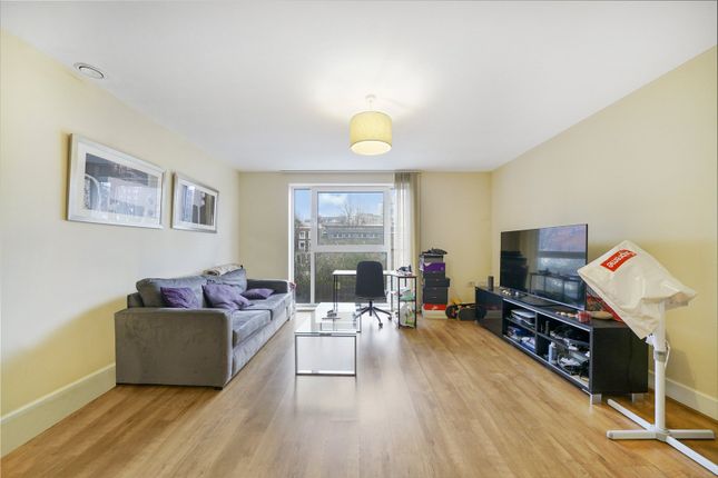 1-bed flat on Gooch House, 7, 63-75 Glenthorne Road, London, £390,000