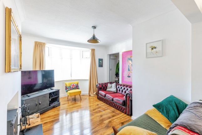 9, Fern Road, Rushden photo 2