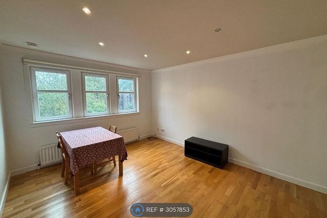 F, Oakshaw Street East, Paisley photo 2