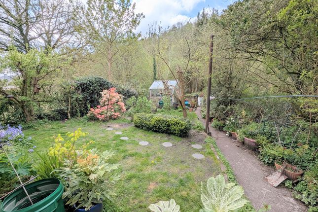 13, Heol Twrch, Lower Cwmtwrch photo 4