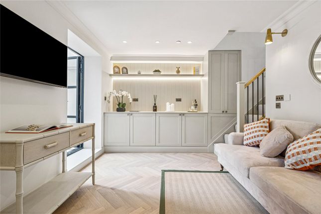 2-bed house on 495, Battersea Park Road, London, £695,000