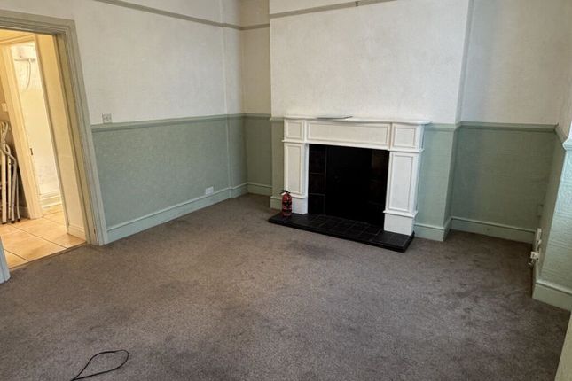 1-5 Jade Apartments, Forcer Hill Longford Road, Holyhead, LL65 1TT photo 2