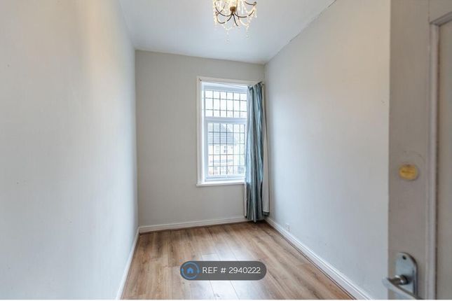 Lees Hall Road, Dewsbury photo 5