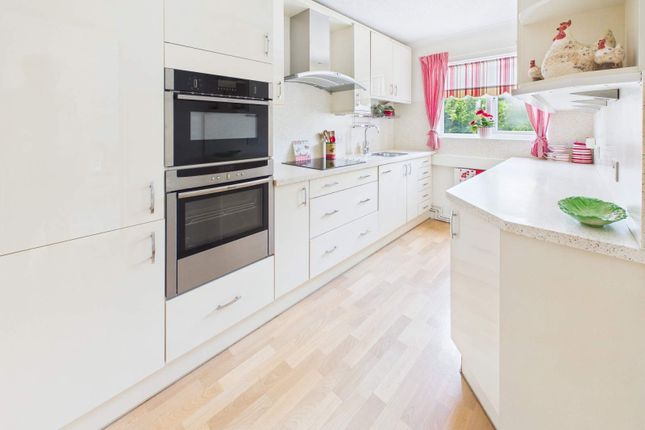 Flat 25 Cwrt Deri, Heol Y Felin, Cardiff photo 3