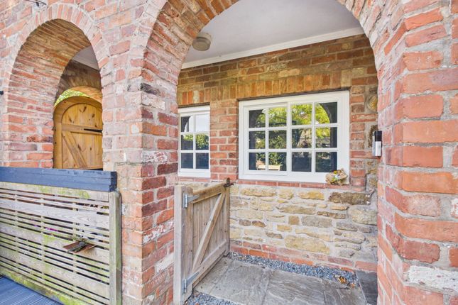 1 Church Farm Mews, Scunthorpe photo 3