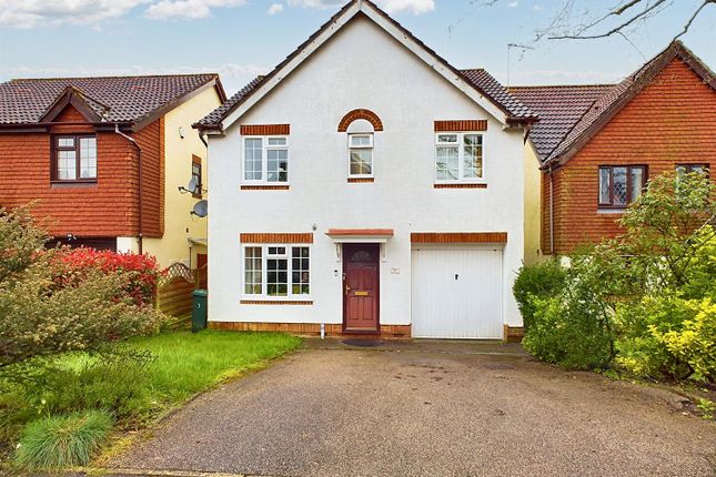 Detached house to rent in Warner Close, Maidenbower, Crawley