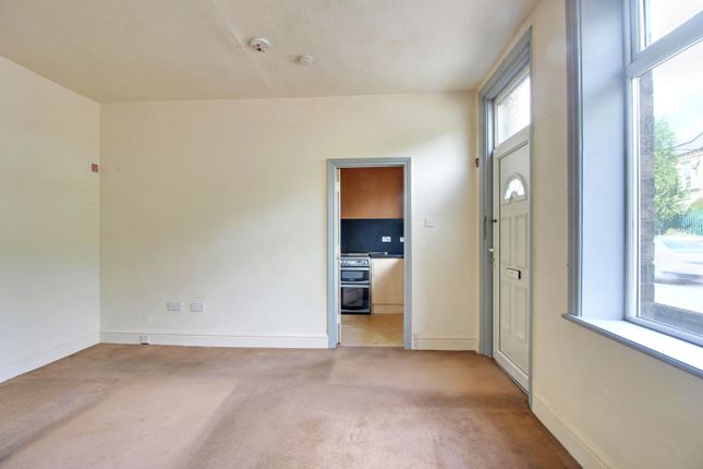 7, Rose Place, Halifax photo 3