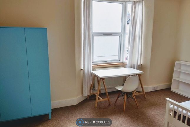 Thumbnail End terrace house to rent in St. Martins Place, Brighton