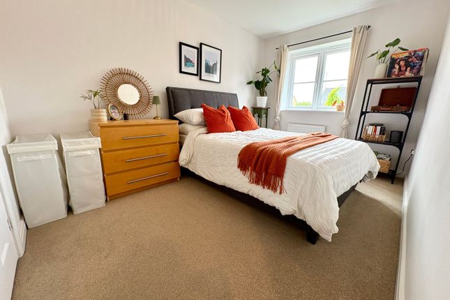 2, Ellis Close, Leicester photo 4