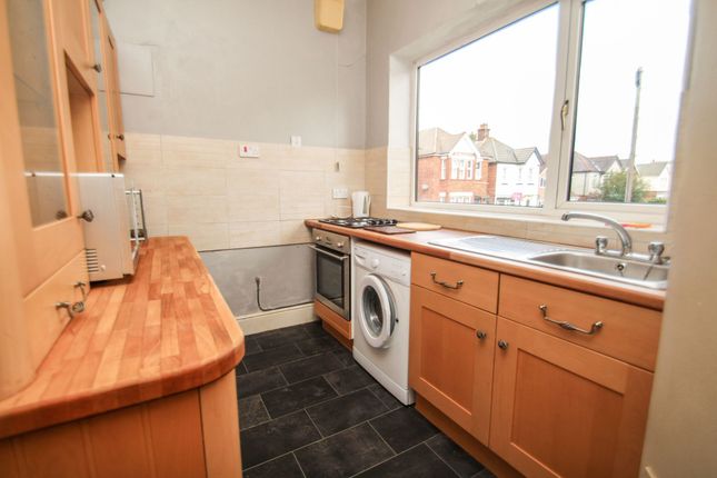 81 Talbot Road, Bournemouth photo 2