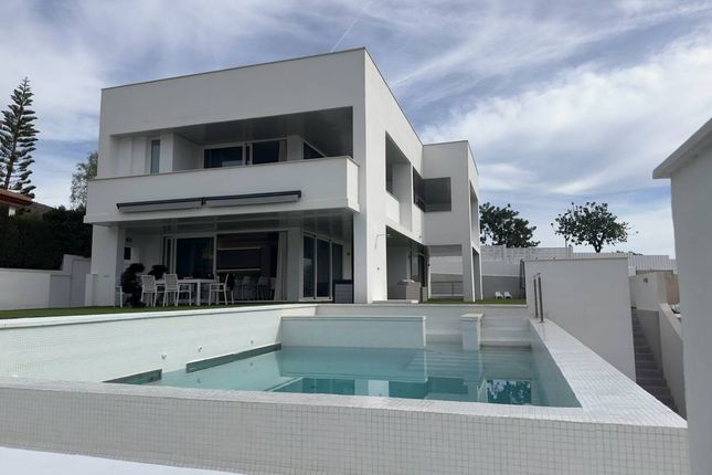 Chalet for sale in Atenea, Benalmádena, Es