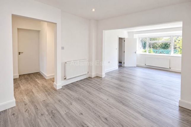 377, Old Whitley Wood Lane, Reading photo 4