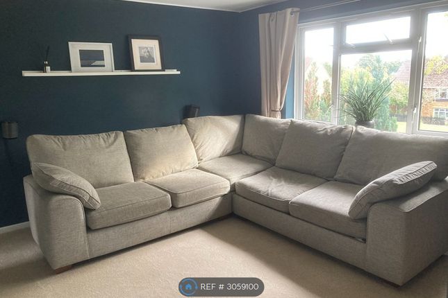 2-bed flat on Pemerton Road, Winchester, £1,350/mo