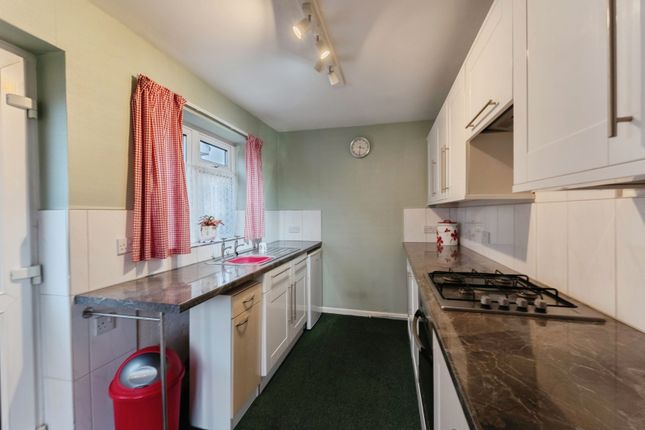 14, Mount Park, Wirral photo 5