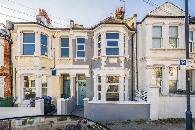 Thumbnail Terraced house to rent in Kingsley Road, London