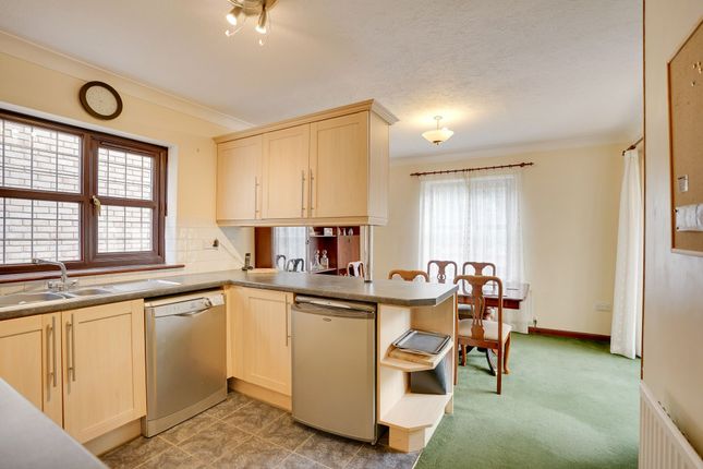 29 Crockfords Road, Newmarket photo 2