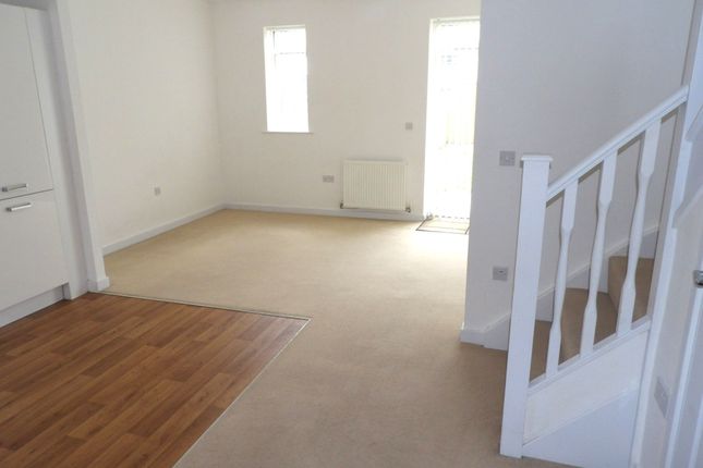 7 Spinney Close, Doncaster photo 2