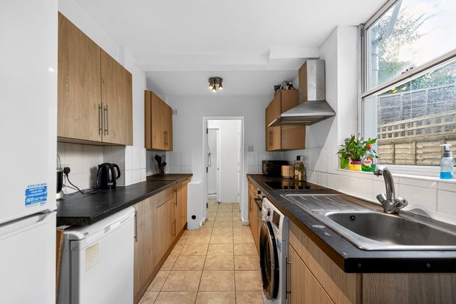 4, Rupert Road, Guildford photo 2