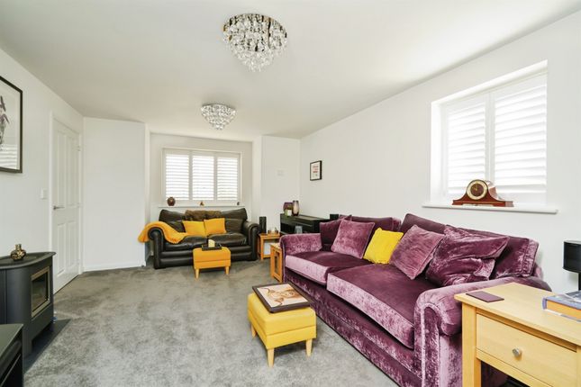 22, Ascot Way, Bicester photo 3