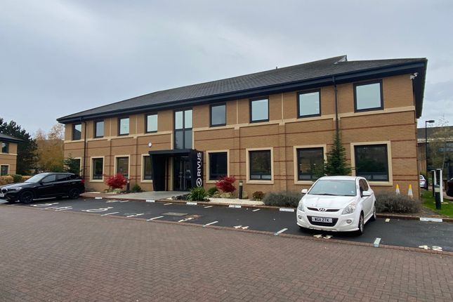 Thumbnail Office to let in 2620 Kings Court, Birmingham Business Park, The Crescent, Solihull