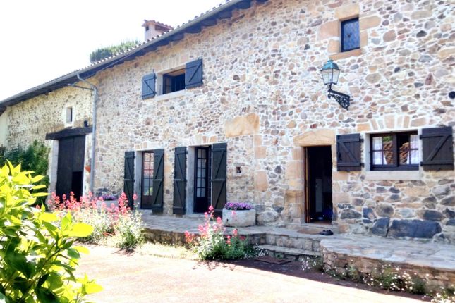 Thumbnail Country house for sale in Massignac, Charente, France - 16310