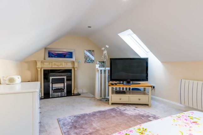 Separate Guest Room