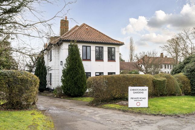 3-bed flat on Flat 34, Christchurch Gardens Christ Church Mount, Epsom, £450,000