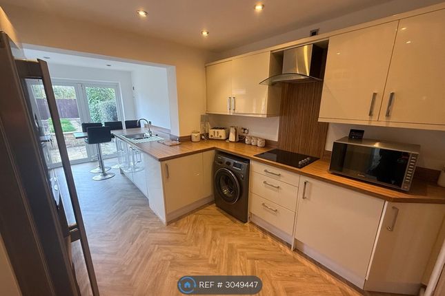 Overhall Road, Mirfield photo 3