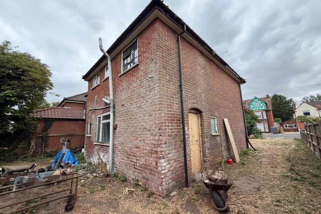 162, Constitution Hill, Norwich photo 3