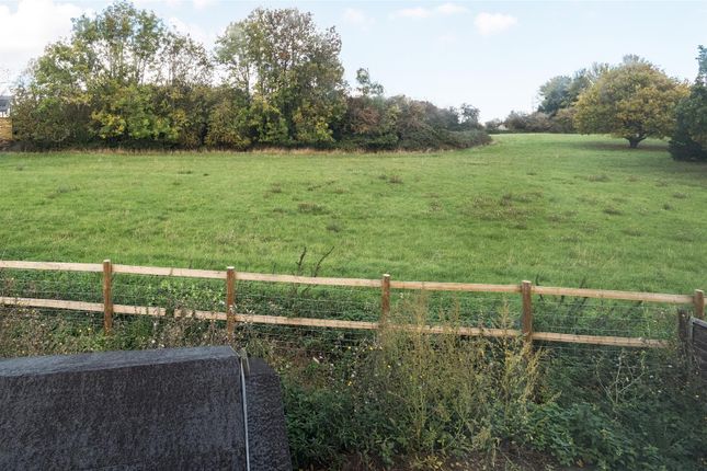 5, Sells Green, Melksham photo 3
