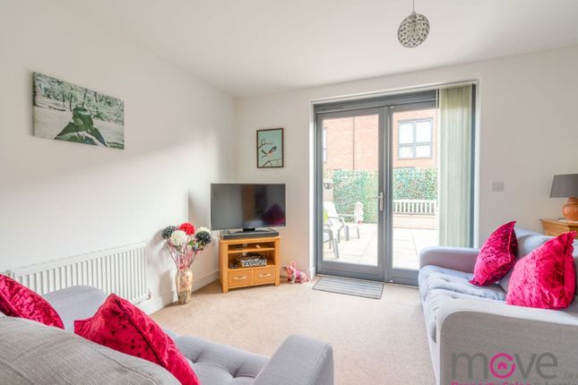 4 Friars Orchard, Gloucester photo 4