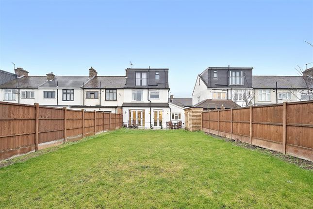 72, Beccles Drive, Barking photo 2