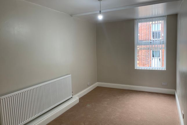 Flat to rent in Glossop Road, Sheffield
