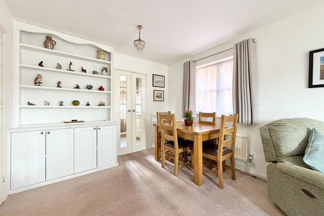 2, Mandelyns, Northchurch, Berkhamsted photo 4