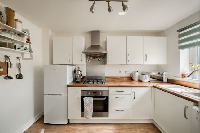 2, Drooper Drive, Stratford-Upon-Avon photo 5