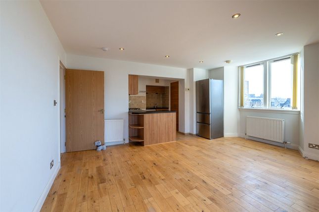 6 St. Ninians Court,, Heathcote Road, Perth and Kinross photo 4