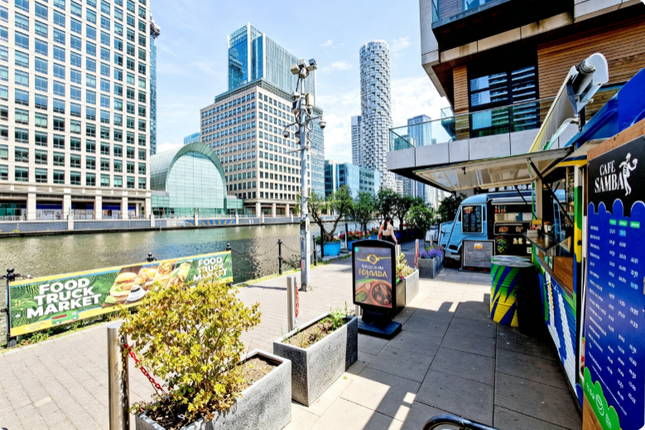 South Quay Square, Canary Wharf photo 4
