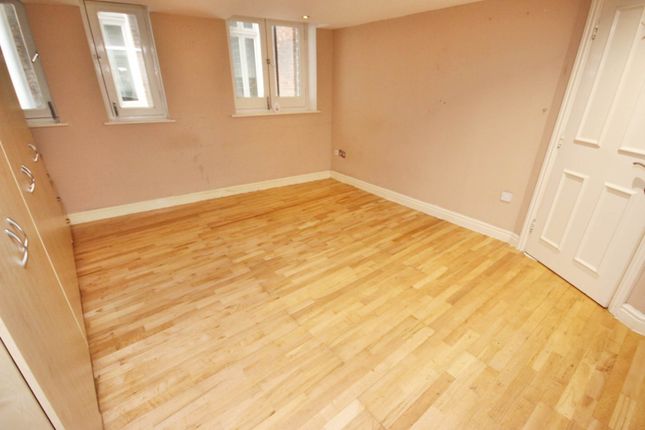 38 The Royal, Wilton Place, Manchester photo 5