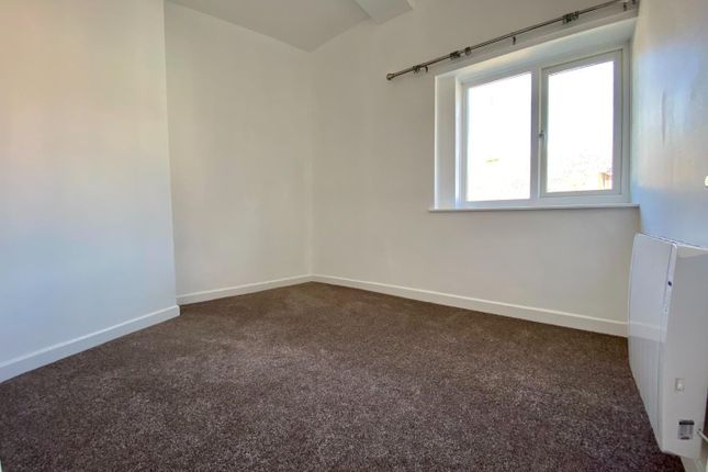 Flat to rent in West Exe North, Tiverton