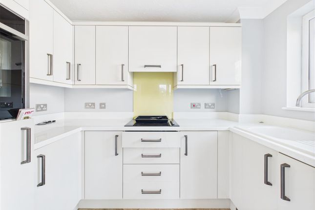 16 Hudson Court, Barrow Lane, Hessle photo 4