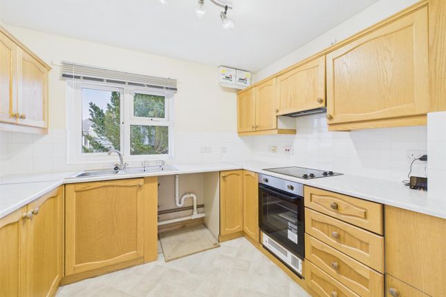 15, Town Farm Court, Braunton photo 3