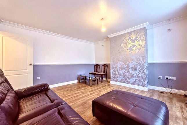 14, Macbeth Walk, Peterlee photo 3