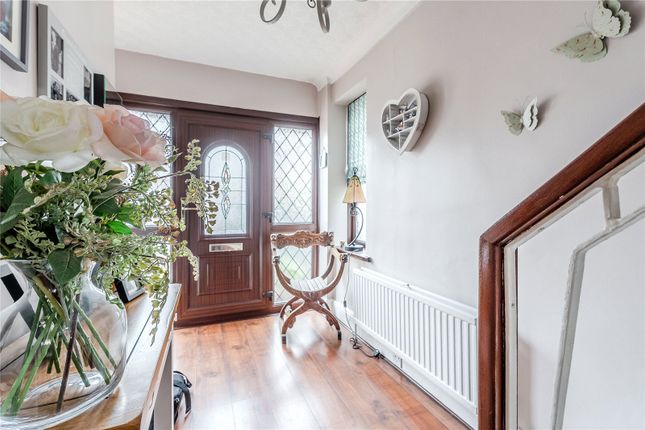 10, Foxwood Grove, Leeds photo 2